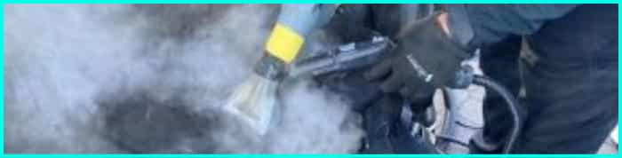 神戸市の車内嘔吐クリーニング施工事例｜嘔吐臭除去ビフォーアフター